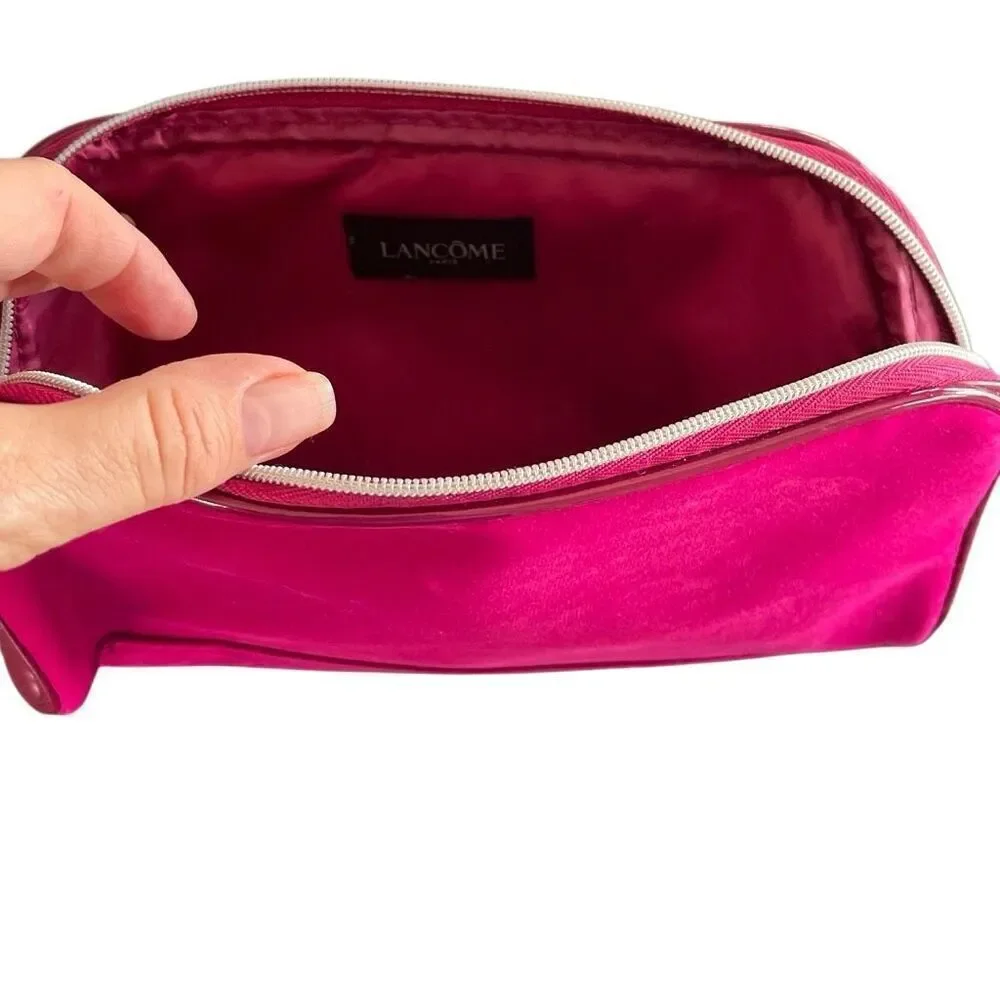 Estée Lauder, beautiful pink cosmetic bag plushy